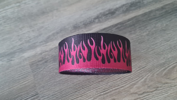 Taschengurt Flammen pink