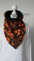 Tuchloop schwarz /  neon Skull