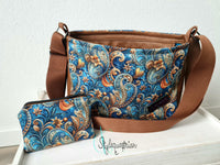 Paso Fino - kleine Handtasche in petrol / türkis Paisley kombiniert mit braunem Kunstleder