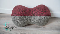 Sofortkauf! Leseknochen Größe M Leo beige/rot